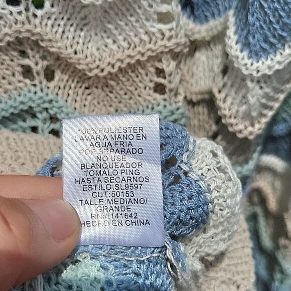 She + Sky zigzag stripe sweater size M/L - Picture 6 of 6